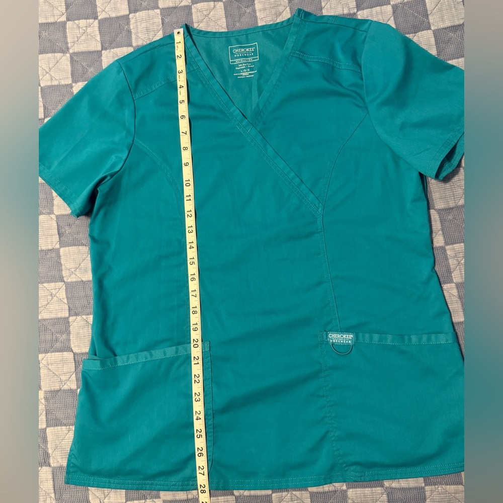 Cherokee Women's Teal V-Neck Scrub Top